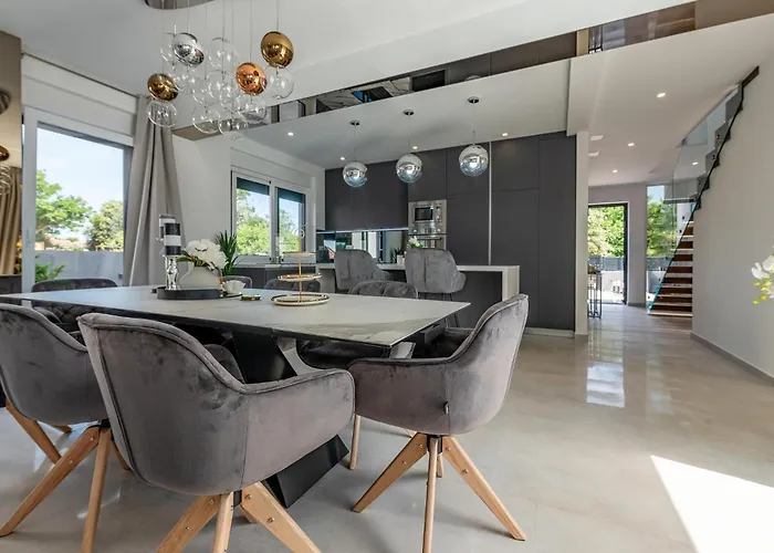 Awesome In With Wifi Nyaraló